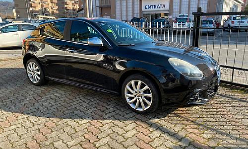 Alfa Romeo Giulietta...