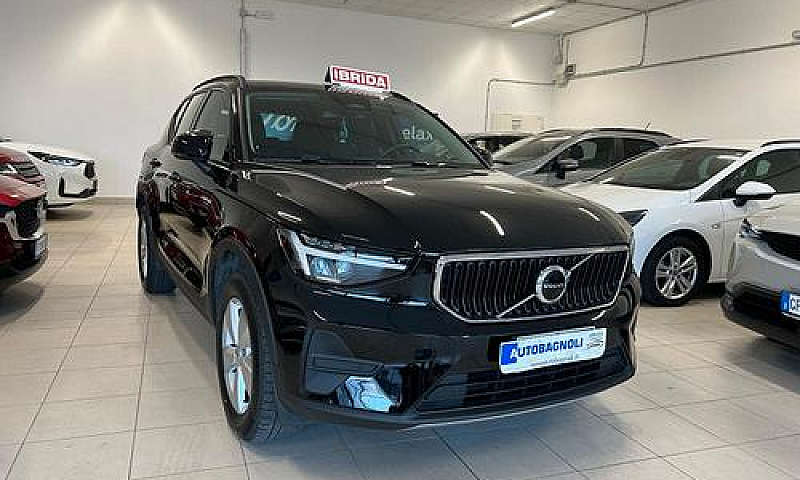 Volvo Xc40 Essential...