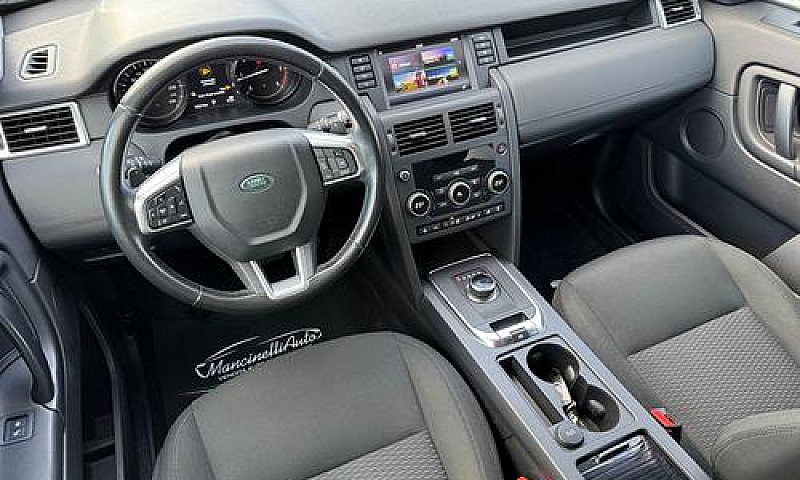 Land Rover Discovery...