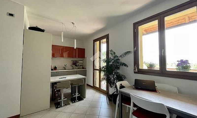 4 Locali A Borgo San...
