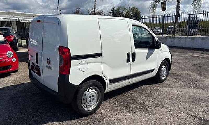 Fiat Fiorino Van...
