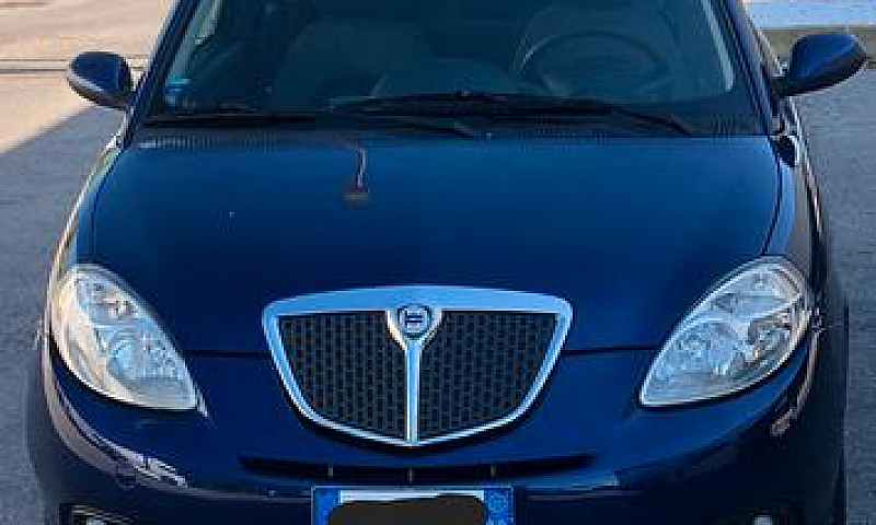 Lancia Ypsilon 2ª Se...