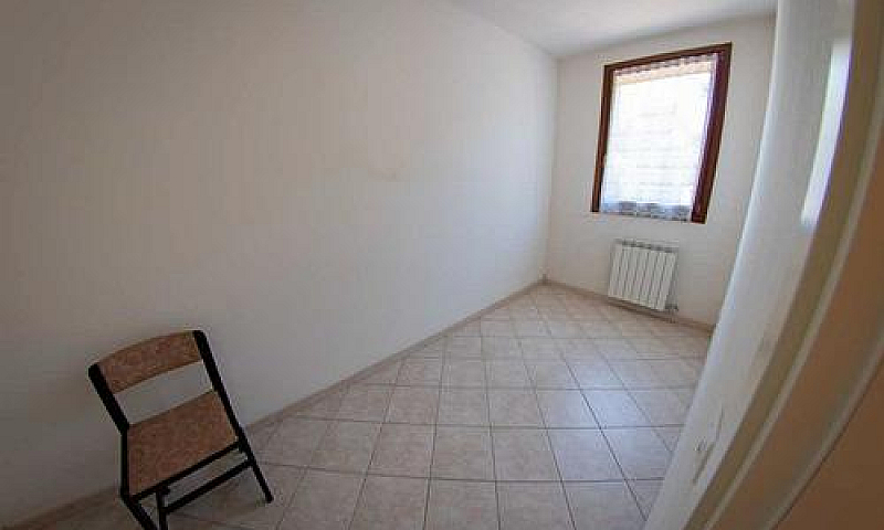 Casa Indipendente Su...