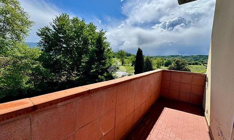 4 Locali A Reggello...