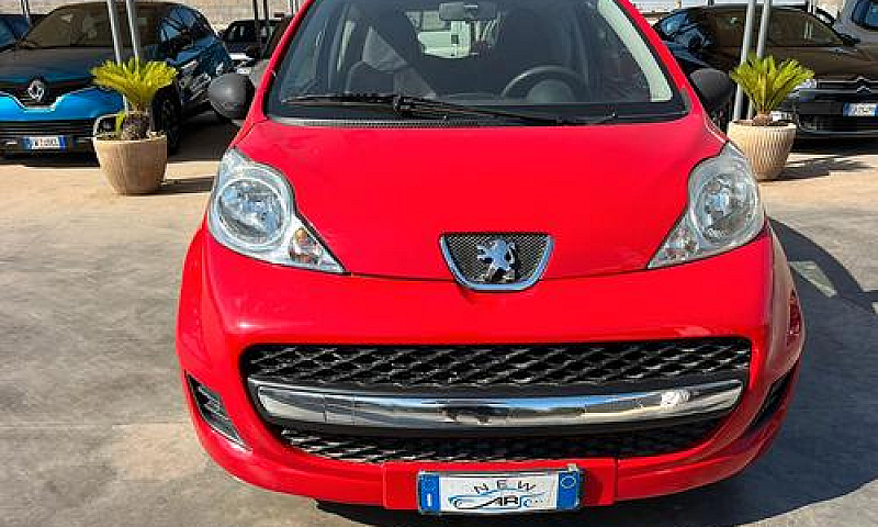 Peugeot 107 1.0 68Cv...