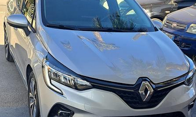 Renault Clio Full Hy...