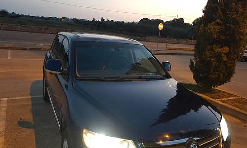 Volkswagen Touareg 2...