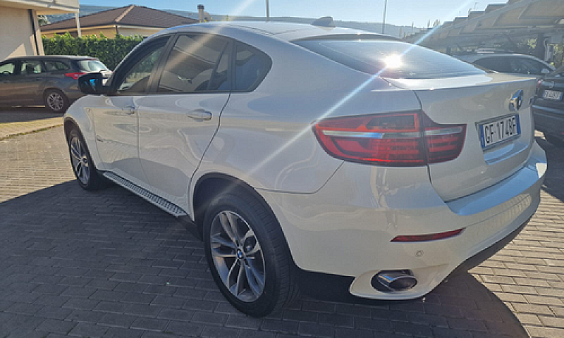 Vendo Bmw X6...