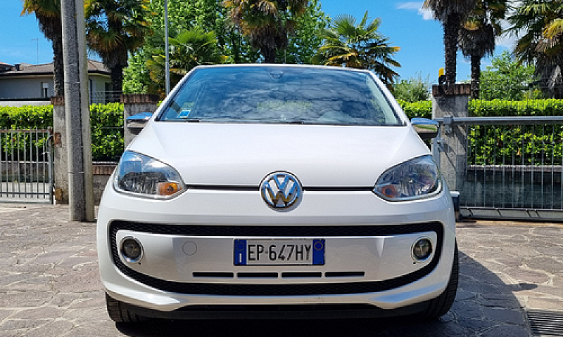 Volkswagen Up...