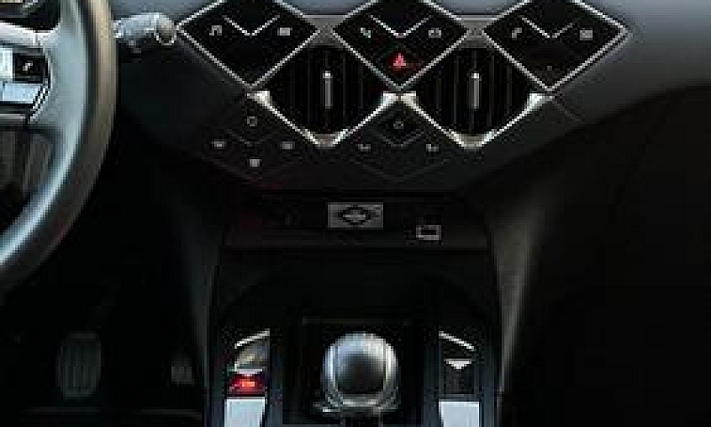 Ds Automobiles Ds 3 ...