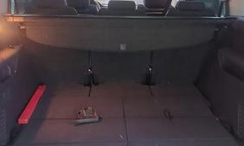 Peugeot 5008 1.6 Hdi...