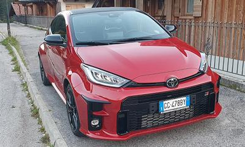 Toyota Yaris Gr Circ...
