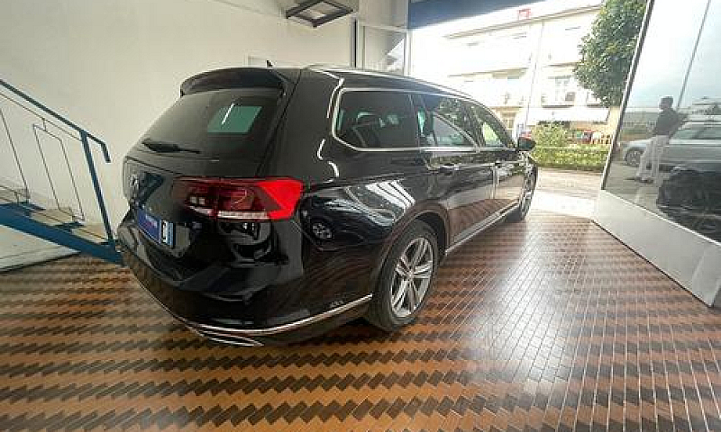 Volkswagen Passat Va...
