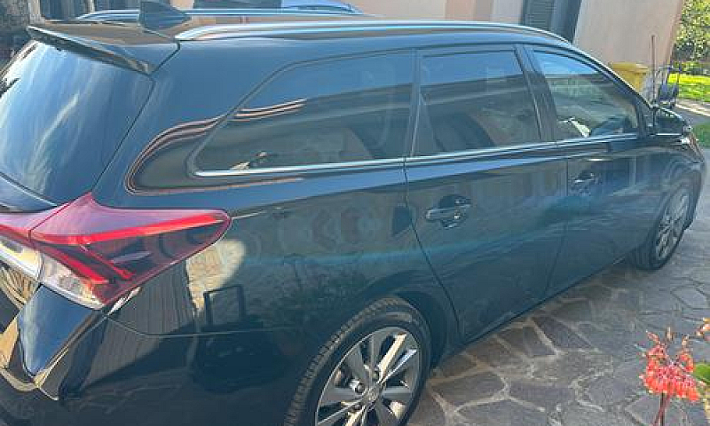 Toyota Auris Perfett...