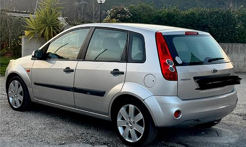 Ford Fiesta 1.2 Ghia...