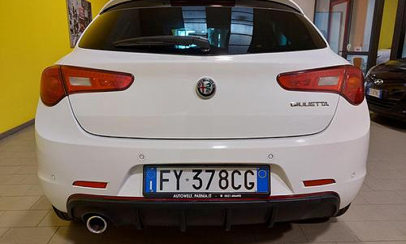 Alfa Romeo Giulietta...