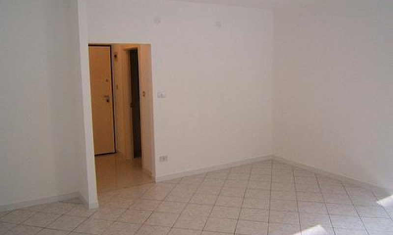 Monolocale A Bolzano...