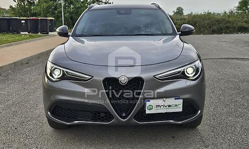 Alfa Romeo Stelvio 2...