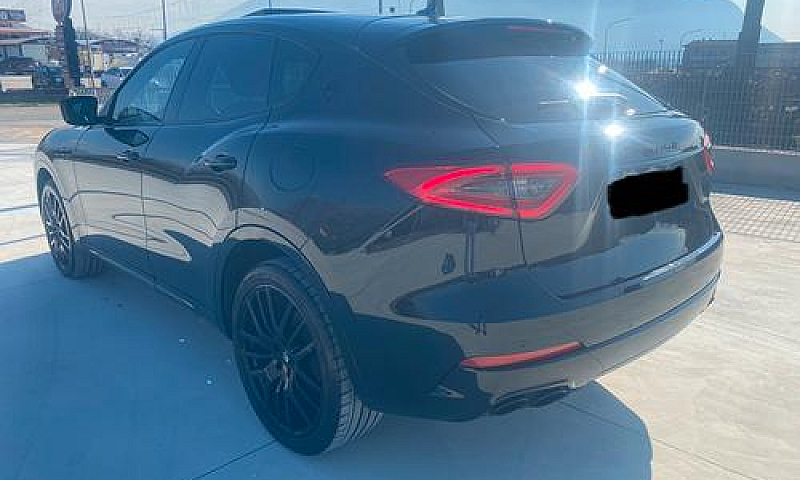 Maserati Levante 3.0...