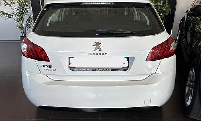 Peugeot 308 1.6 E-Hd...