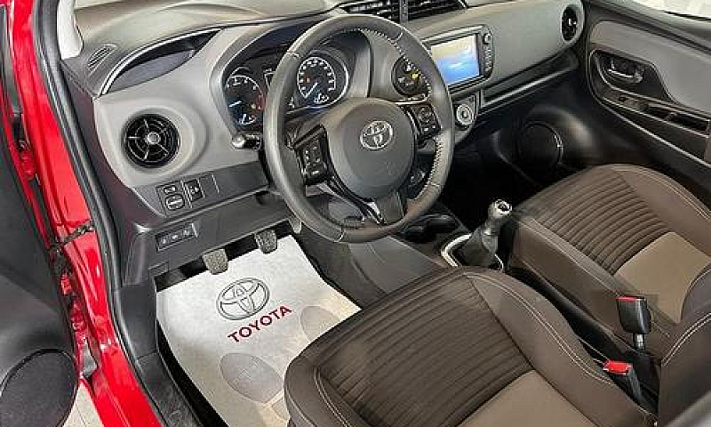 Toyota Yaris 1.0 72 ...