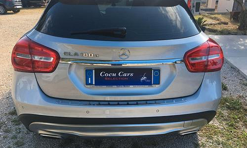 Mercedes-Benz Gla 18...