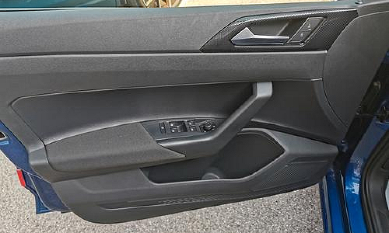 Volkswagen Polo 1.0 ...