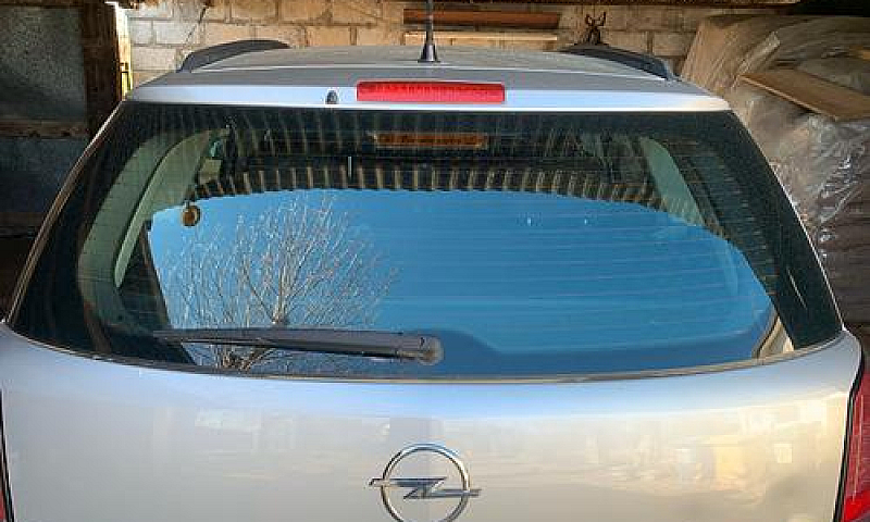 Opel Astra - 2005...