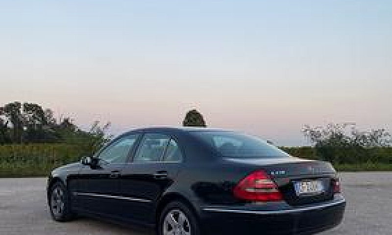 Mercedes-Benz E 270 ...