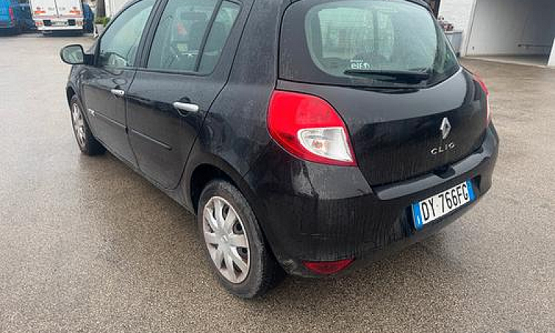 Renault Clio 1.2 5 P...