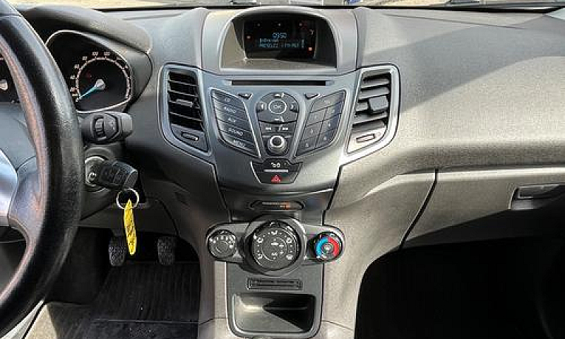 Ford Fiesta 1.2 60Cv...