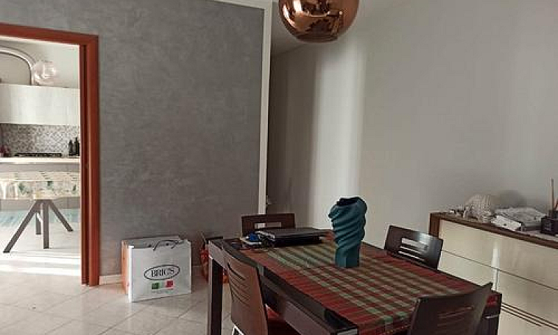 Appartamento In Zona...