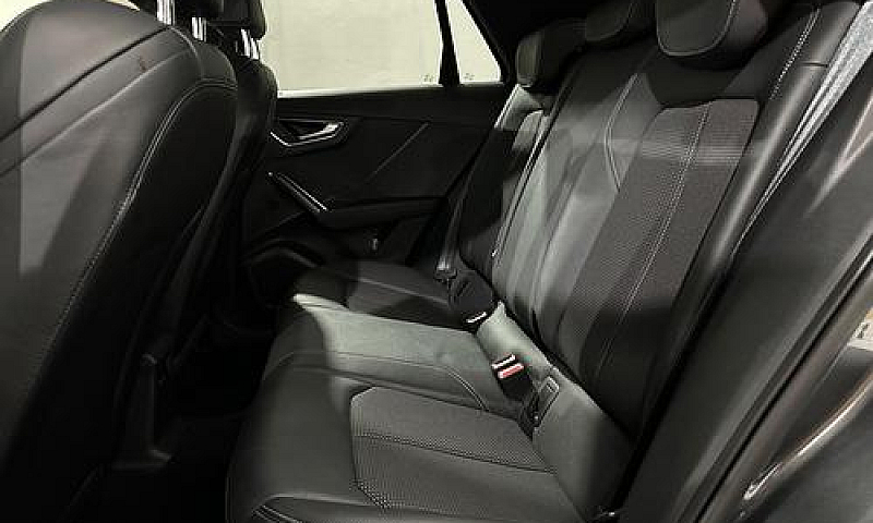 Audi Q2 S Tronic Ide...