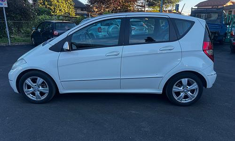 Mercedes-Benz A 180 ...