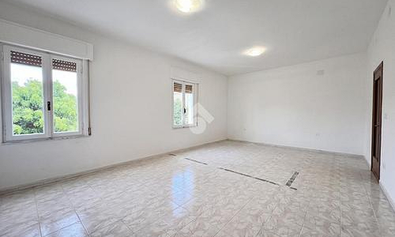 5 Locali A Carbonia...