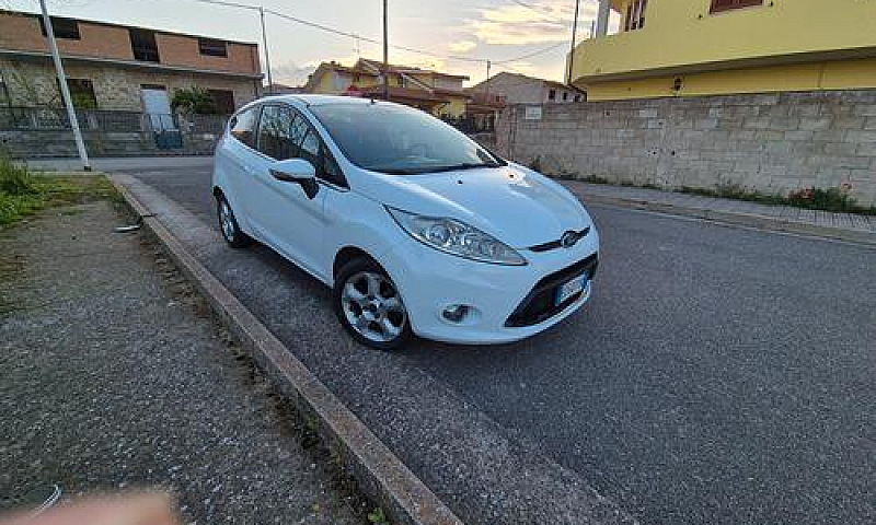 Ford Fiesta 5ª Serie...