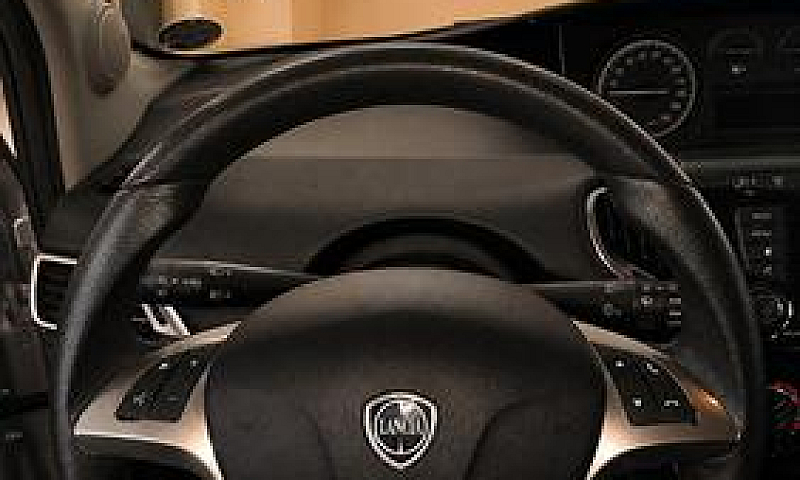 Lancia Ypsilon 1.0 F...
