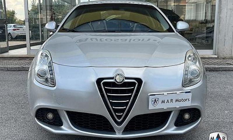Alfa Romeo Giulietta...