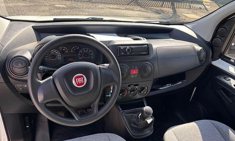 Fiat Fiorino Van...