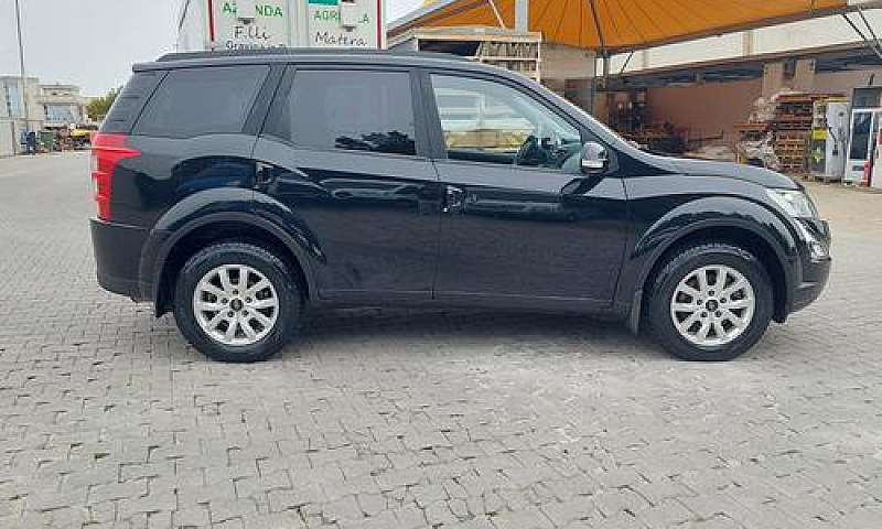 Mahindra Xuv 500 7 P...
