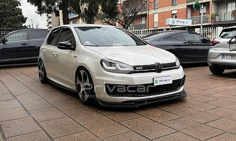 Volkswagen Golf 2.0 ...