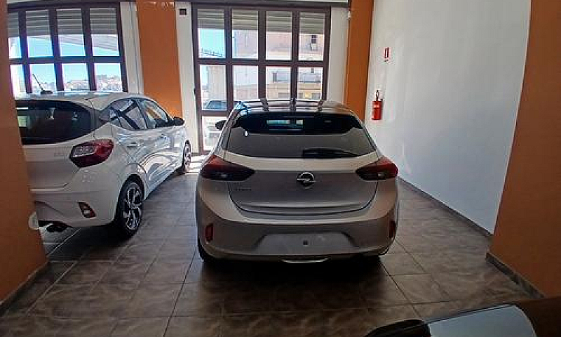 Opel Corsa 1.2...