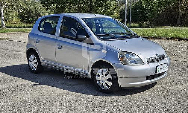 Toyota Yaris 1.3I 16...
