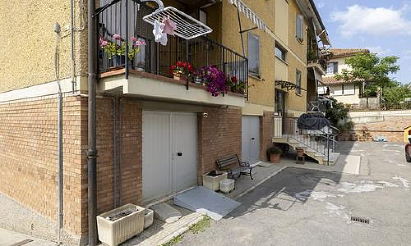 4 Vani, Terrazzo, Ma...