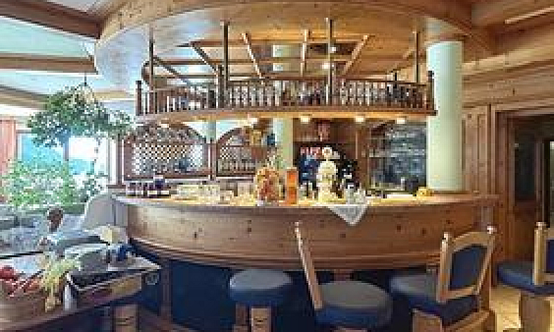 Castelrotto: Albergo...