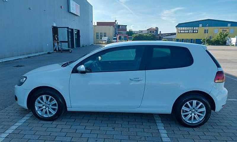 Volkswagen Golf 1.6 ...