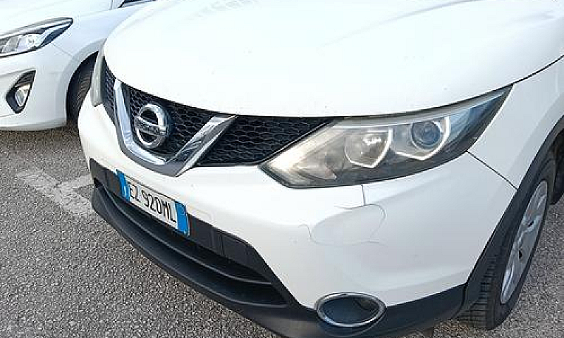Nissan Qashqai 1.5 D...