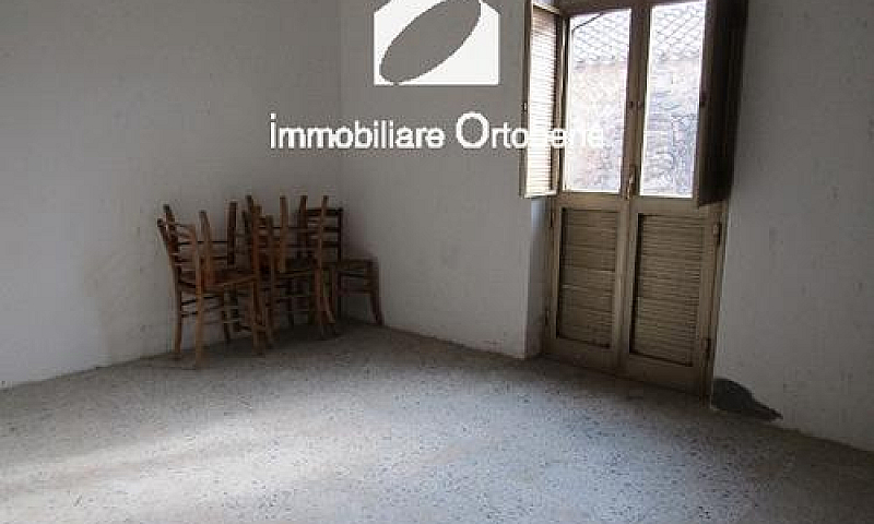 Casa Singola In Cent...