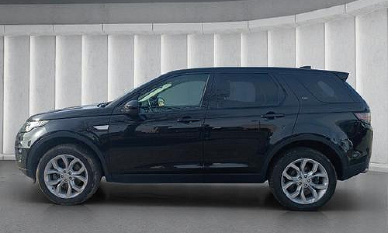 Land Rover Discovery...