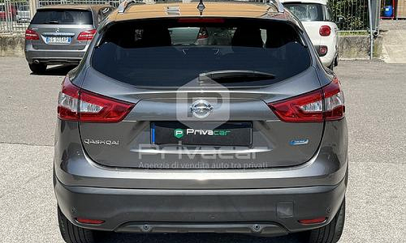 Nissan Qashqai 1.5 D...